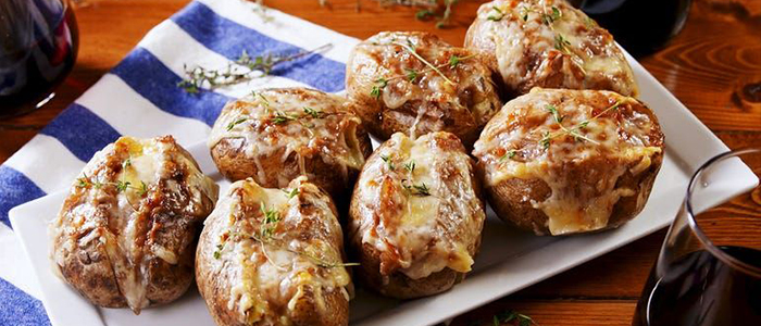 Baked Potato With Cheese & Onion 